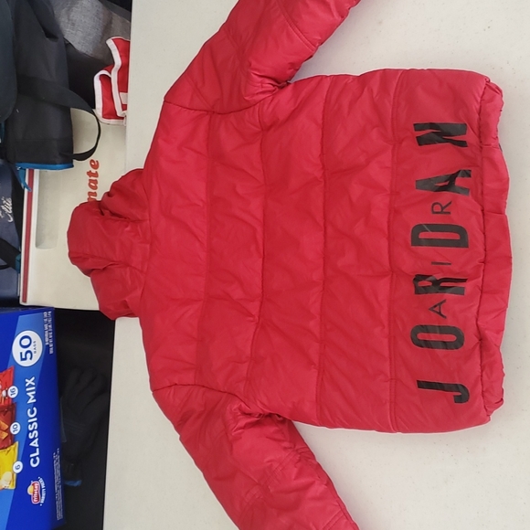 Jordan Winter Coat - Picture 3 of 6